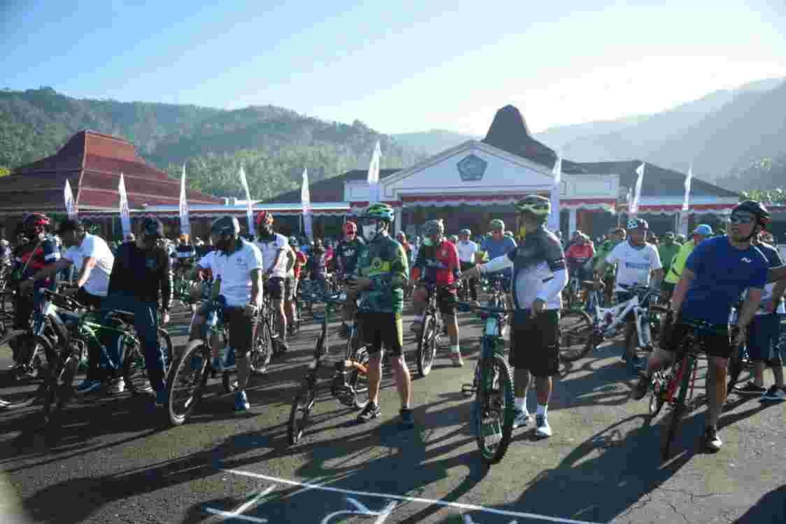 Proklamasi Fun Bike 2020 di Tahuna.