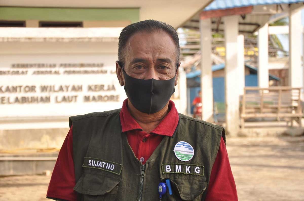 Kepala Stasiun Meteorologi Kelas III Naha - Tahuna, Sujatno.