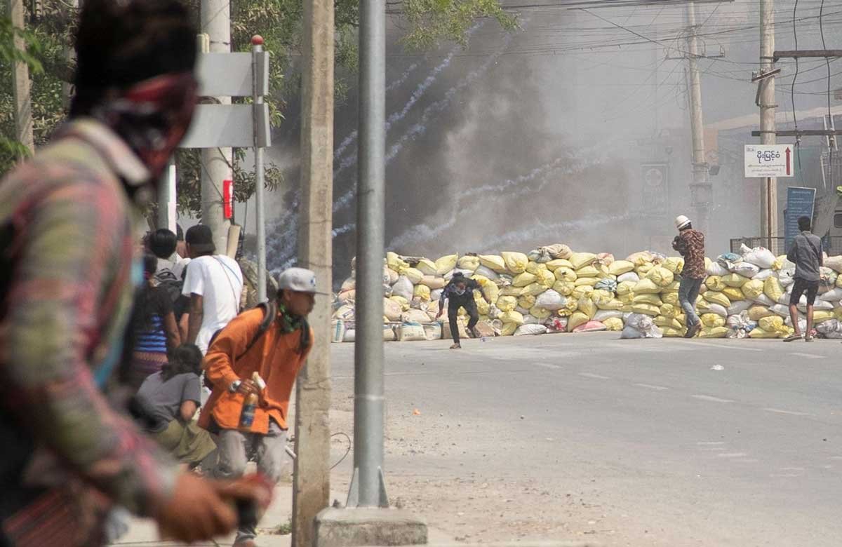 Demonstran Tewas Bertambah di Myanmar.