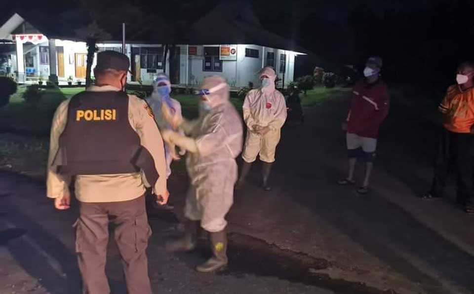 Pasien EA dibawa kembali ke RSUD Mala.