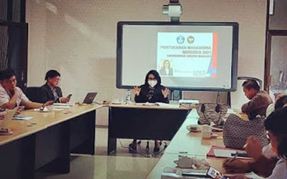 Rapat persiapan pertukaran mahasiswa merdeka Unima tahun 2021.