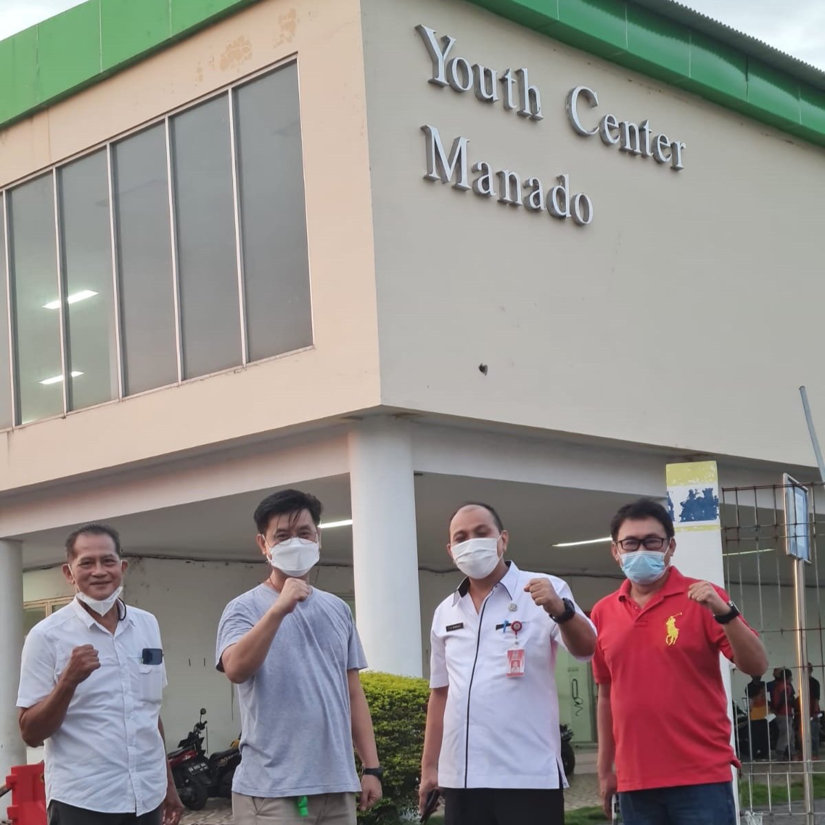 Koni Manado memiliki sekretariat di Gedung Youth Center