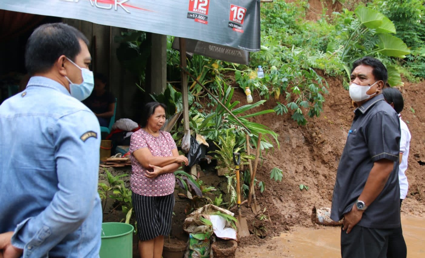longsor di kelurahan lesa
