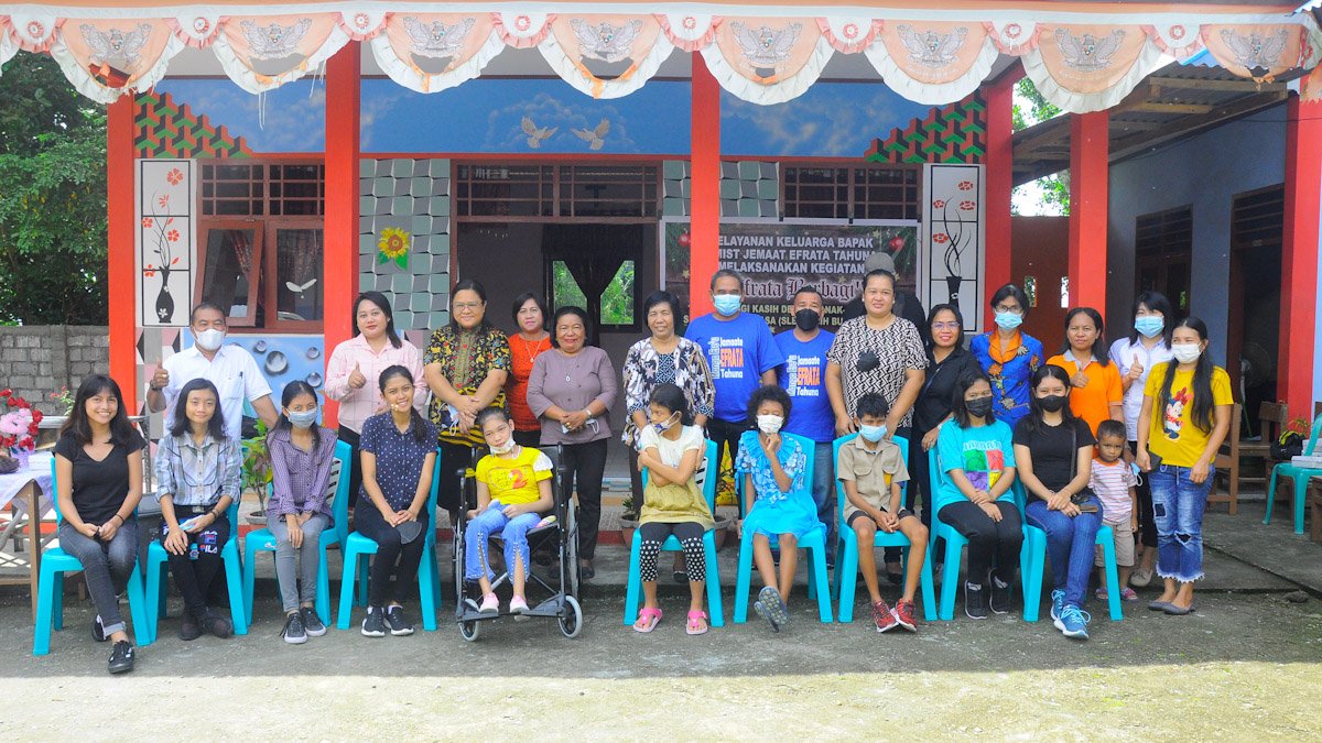 GMIST Efrata Tahuna, Pelka Bapak, SLB Kasih Bunda
