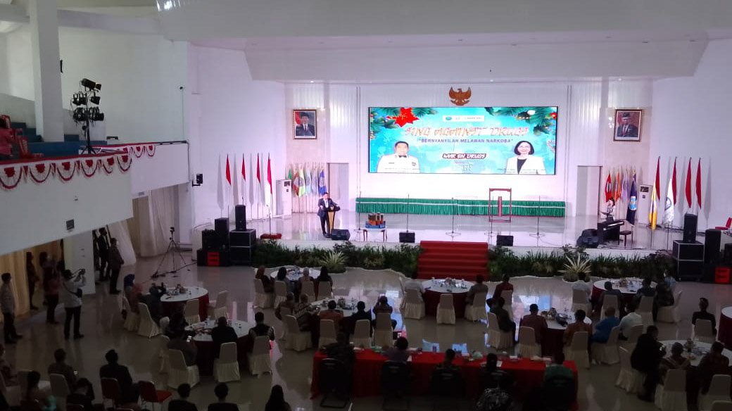 pembukaan Sing Against Drugs Christmas Choir