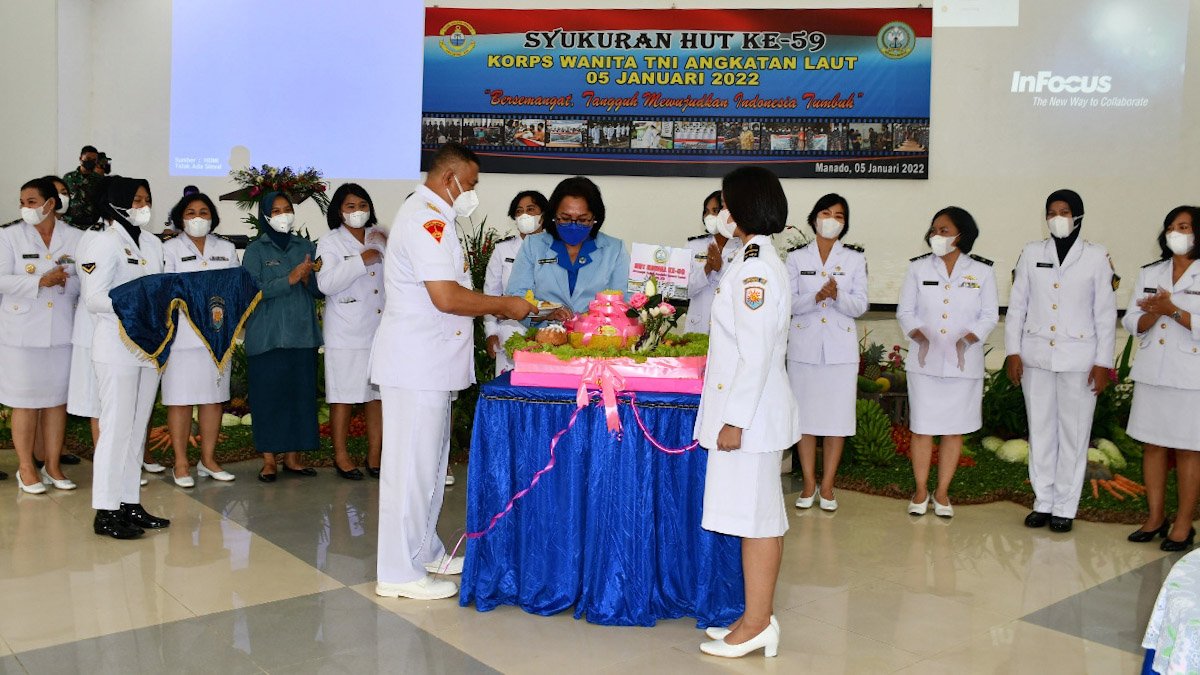 HUT Kowal, TNI AL