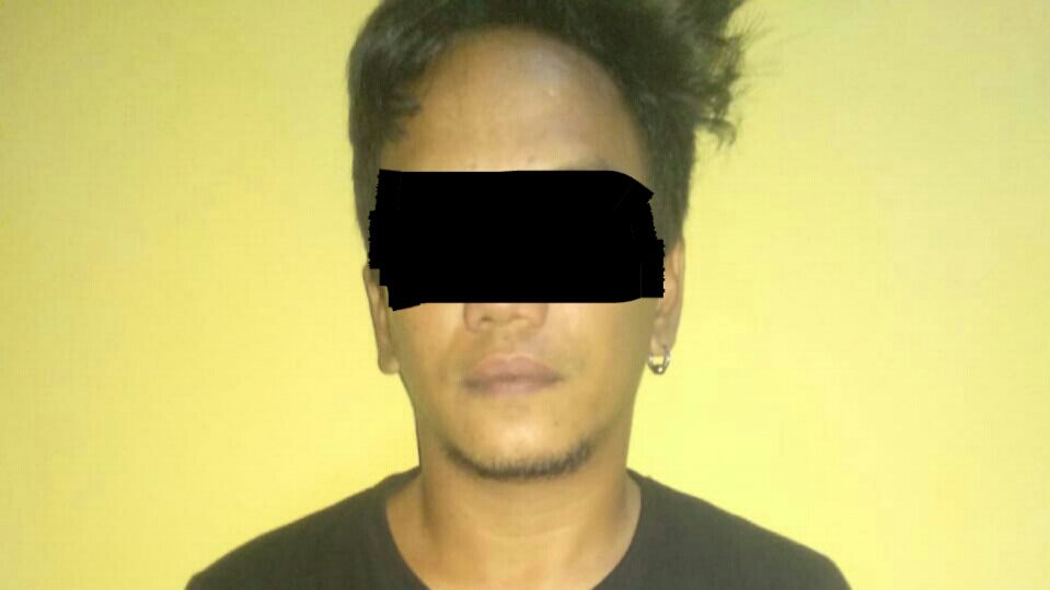 Tersangka Pengedar Obat Keras.