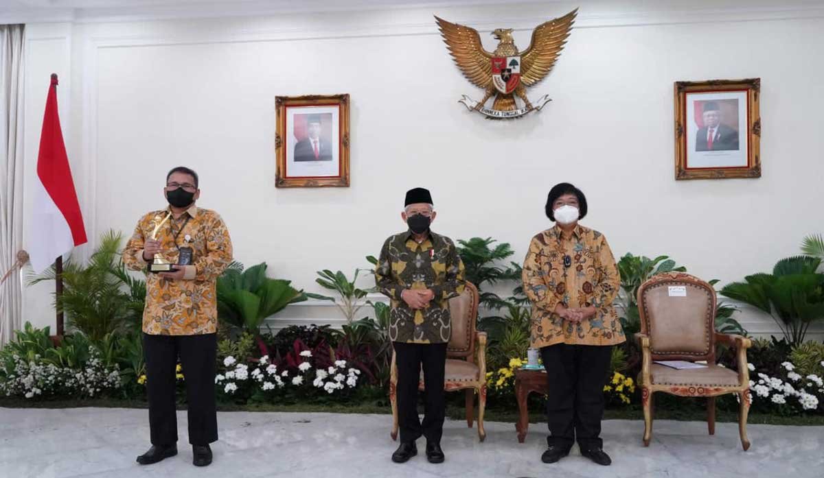 PLN terima Proper Emas