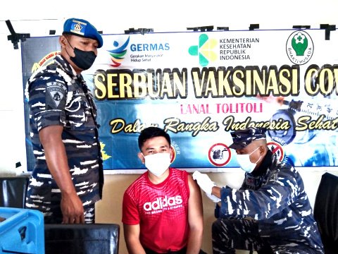 lantamal viii serta jajaran gencar vaksinasi