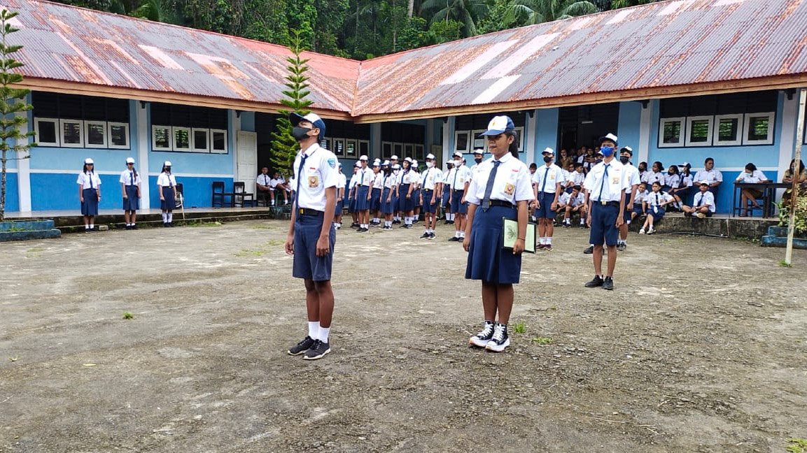Hardiknas, SMP 3 Manganitu Selatan