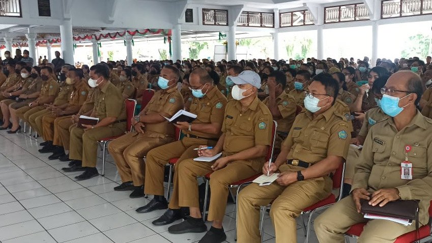 dr. Rinny Tamuntuan