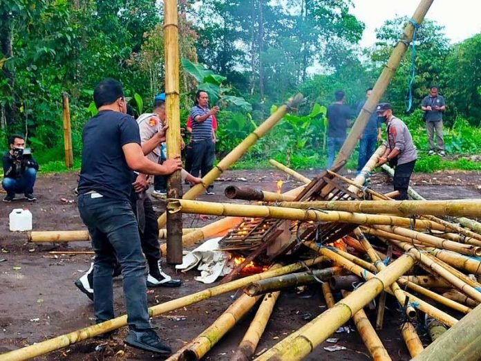 polres minahasa grebek sabung ayam