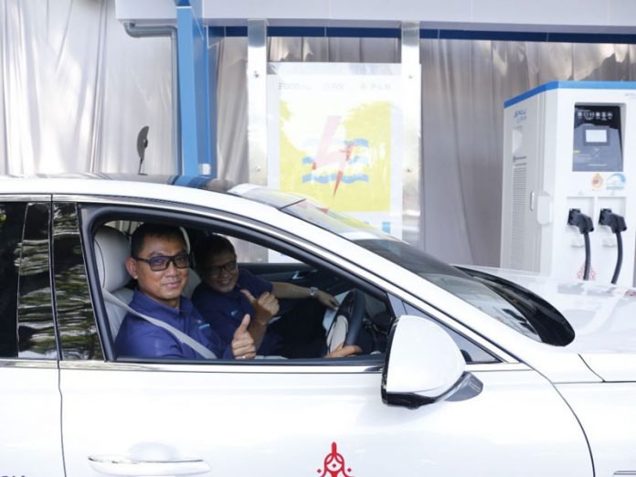 kendaraan listrik di indonesia