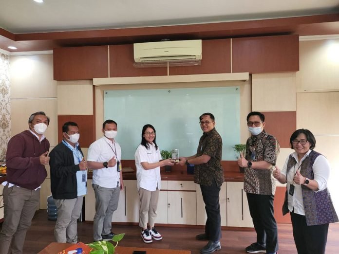 program elektrifikasi pelindo 4