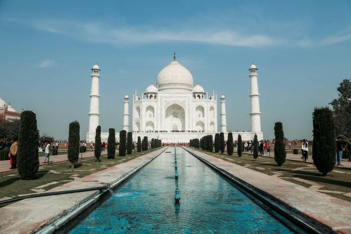 Foto: Taj Mahal yang dibangun oleh Shah Jahan. (Dok. Pexels)