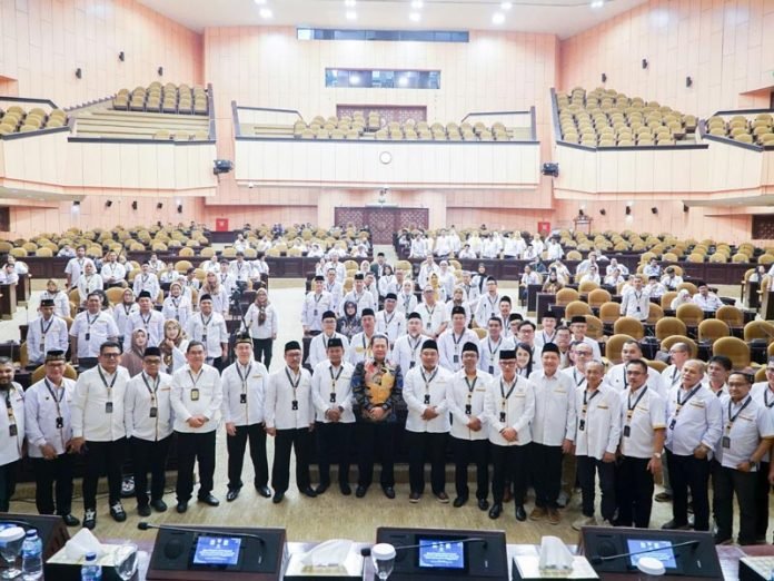 pemisahan kementerian
