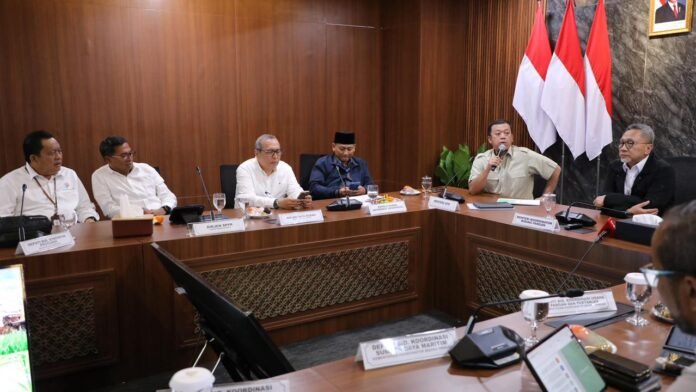 Menteri Nusron