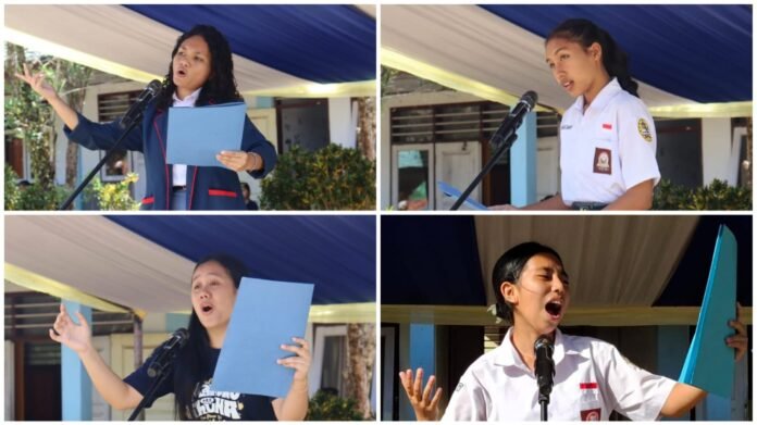 Baca Puisi